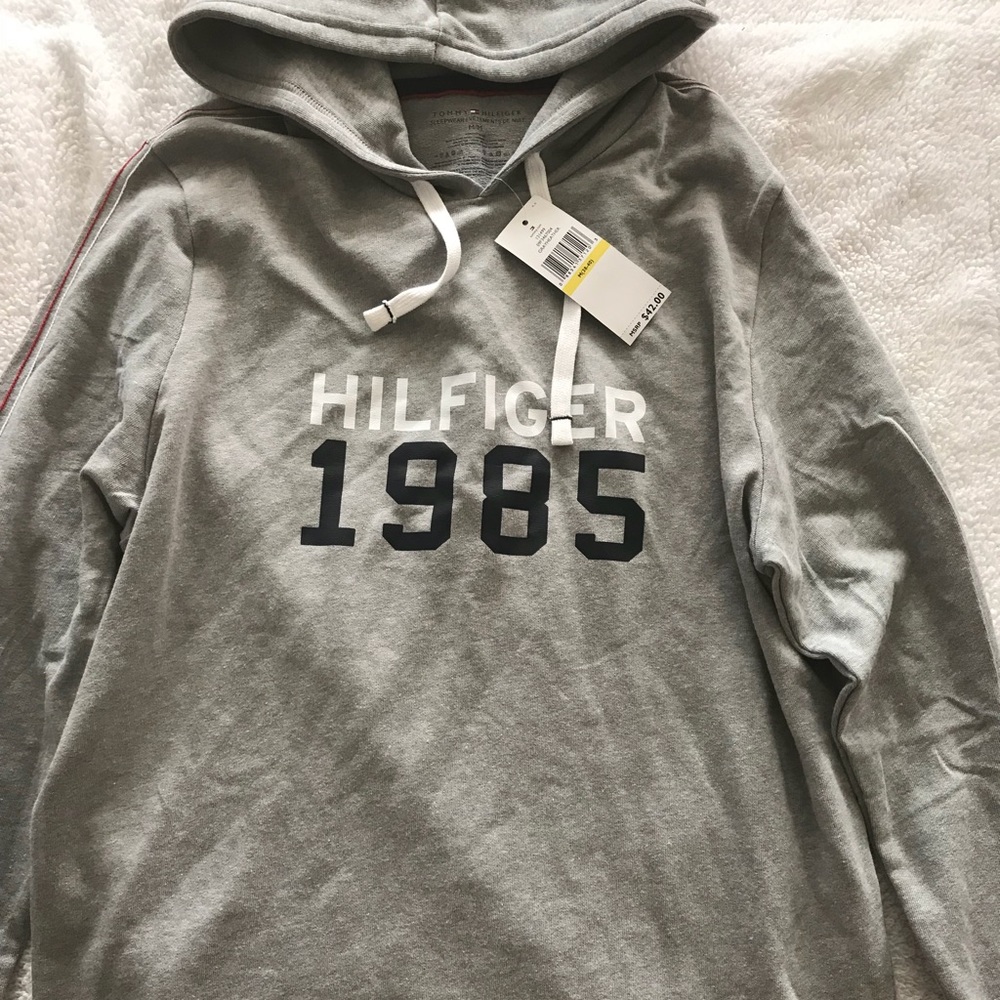 Men’s new Tommy Hilfiger sweater